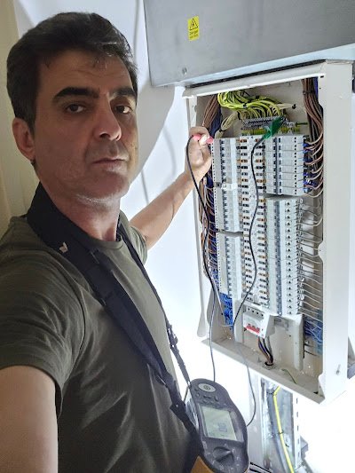 Why You Should Hire a Professional Electrician in Barnet